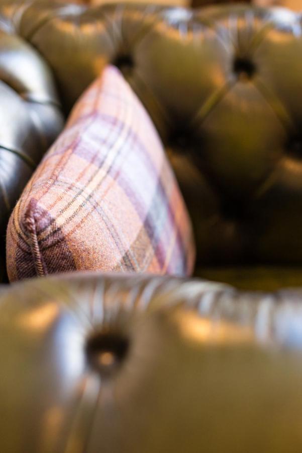 Stylish 2 Bedroom, City Centre Apartment Aberdeen Buitenkant foto